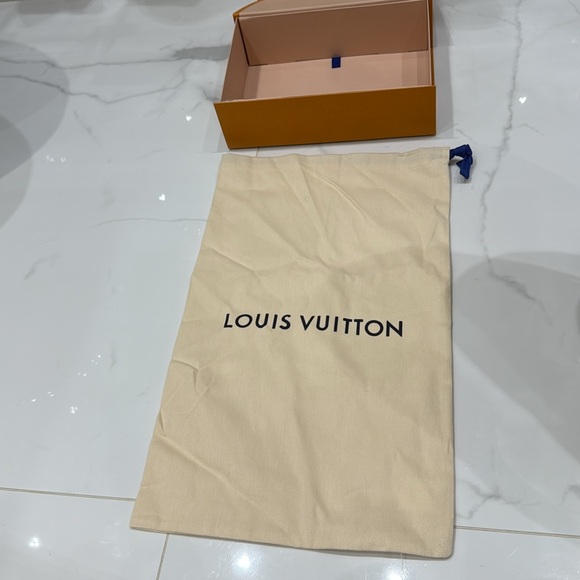 Louis Vuitton Orange Box - Picture 2 of 9